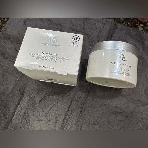 COSMEDIX Prep and Reset Dual-sided Lactic Acid Exfoliating Facial Pads (25 Pads) - Picture 3 of 6